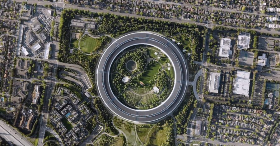 iPhone Ultra se objeví v stříbru a tmavě modré