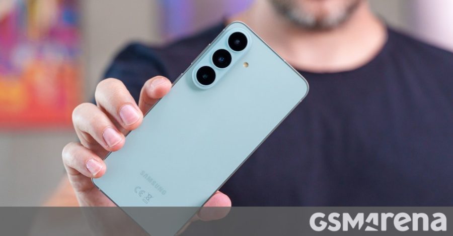 Samsung Galaxy S26 FE: baterie překvapila, nabíjení stagnuje