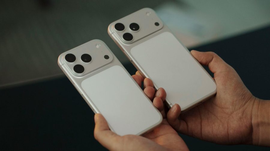 Apple chystá skládačku a výroční iPhone. Plány do 2028