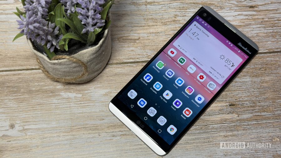 Které funkce chybí moderním telefonům? Vrátí se v roce 2026