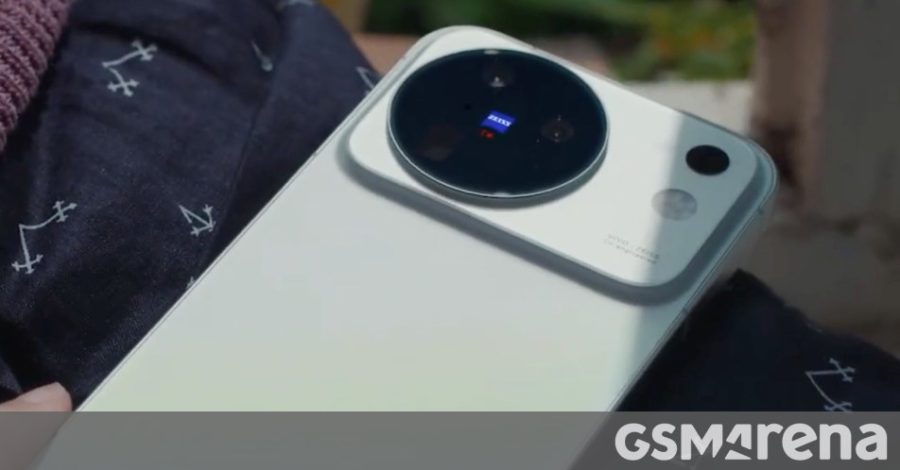 Vivo X500 se předvádí v novém videu