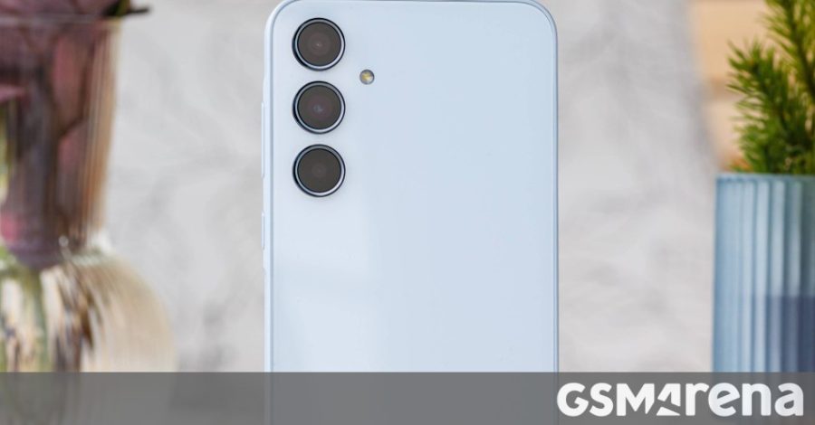 Galaxy A35 čeká beta verze One UI 9