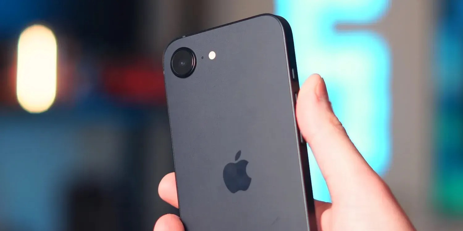 Drahá paměť změní iPhone i konkurenci. Jak se bude měnit trh telefonů