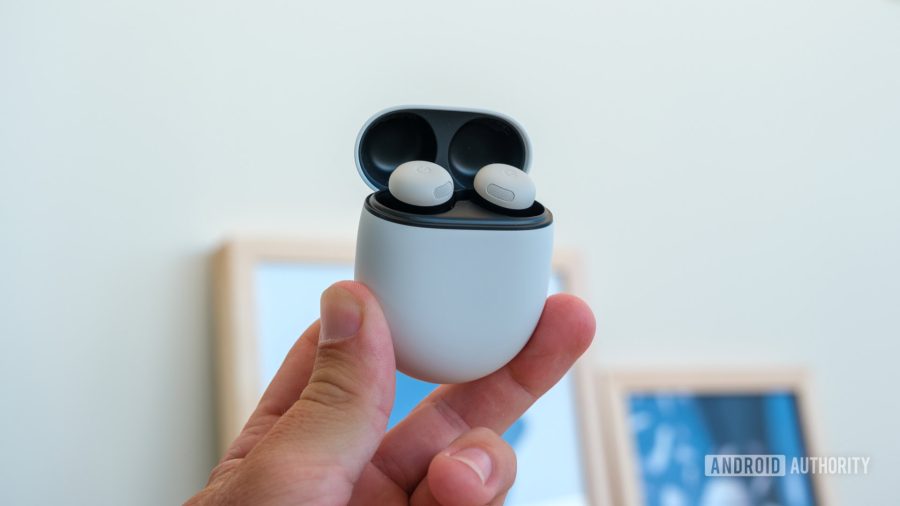 Pixel Buds Pro 2 v tmavě zelené barvě – uniklá novinka